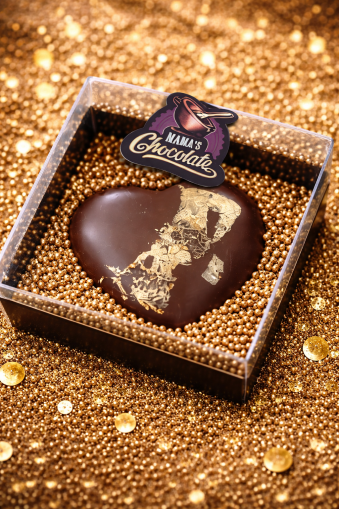 Млечно сърце Голд пралина с карамелизиран лешник,златно криспи и злато 24 карата 130гр