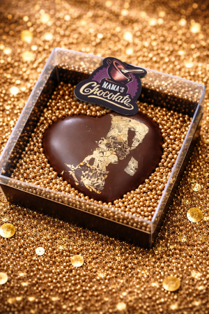 Млечно сърце Голд пралина с карамелизиран лешник,златно криспи и злато 24 карата 130гр