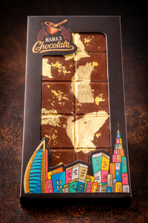 ДУБАЙСКИ ШОКОЛАД  ГОЛД СЪС  ЗЛАТНО КРИСПИ,НАТРОШЕНИ ЛЕШНИЦИ И ШОКОЛАД 190гр